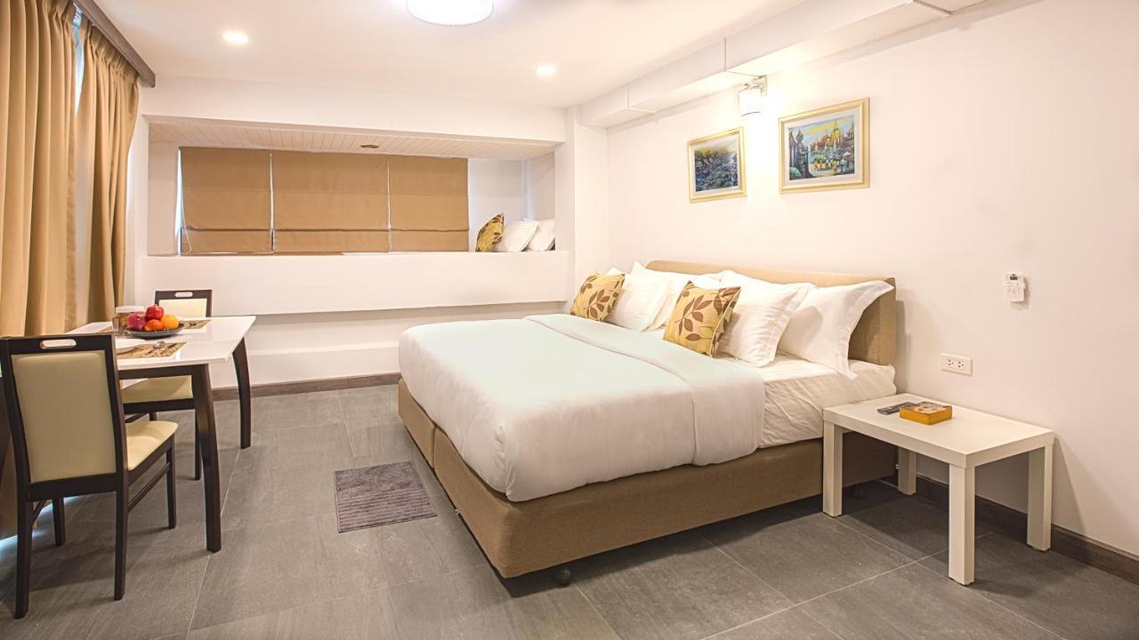 Hotel V One Pride-Sukhumvit 22, Bangkok Esterno foto